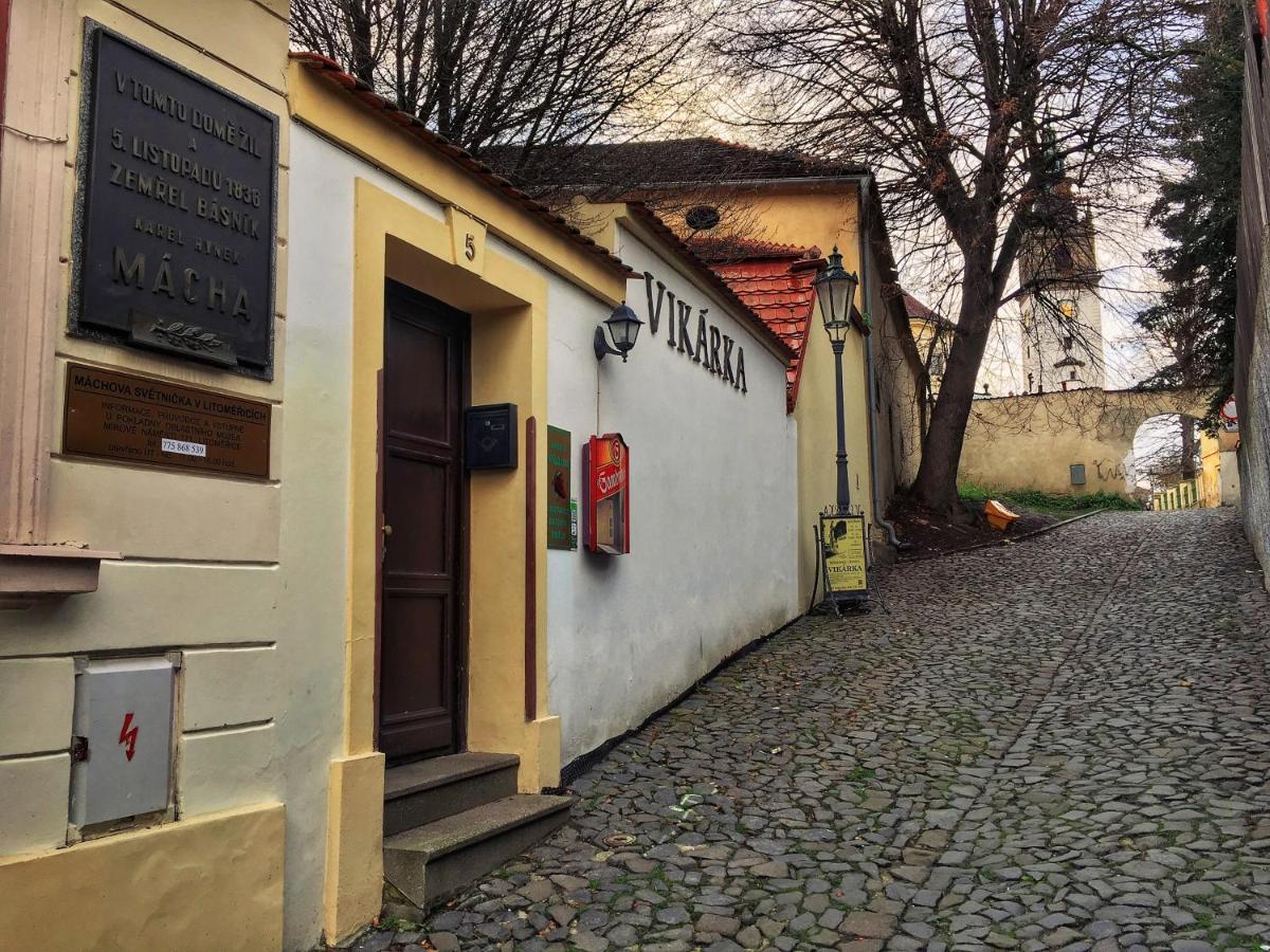 Vinarna Vikarka Hotel Litomerice Exterior photo